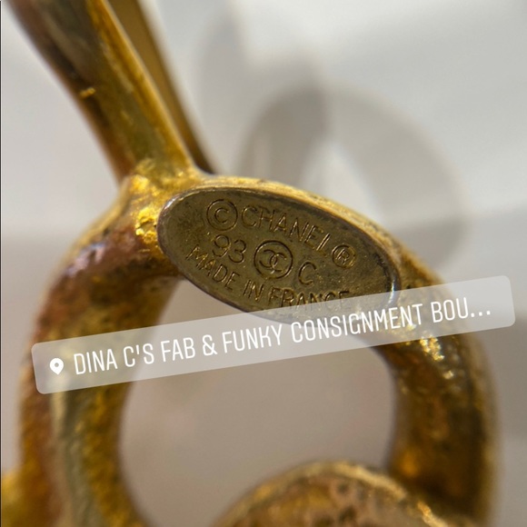 SOLD Authentic Chanel Vintage Gold Chain Belt - Picture 5 of 5